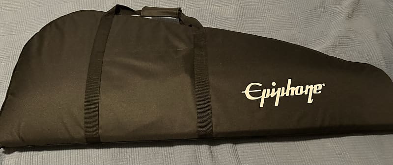 2023 Epiphone Newport Bass - Transparent Cherry, upgraded tuners, gigbag.